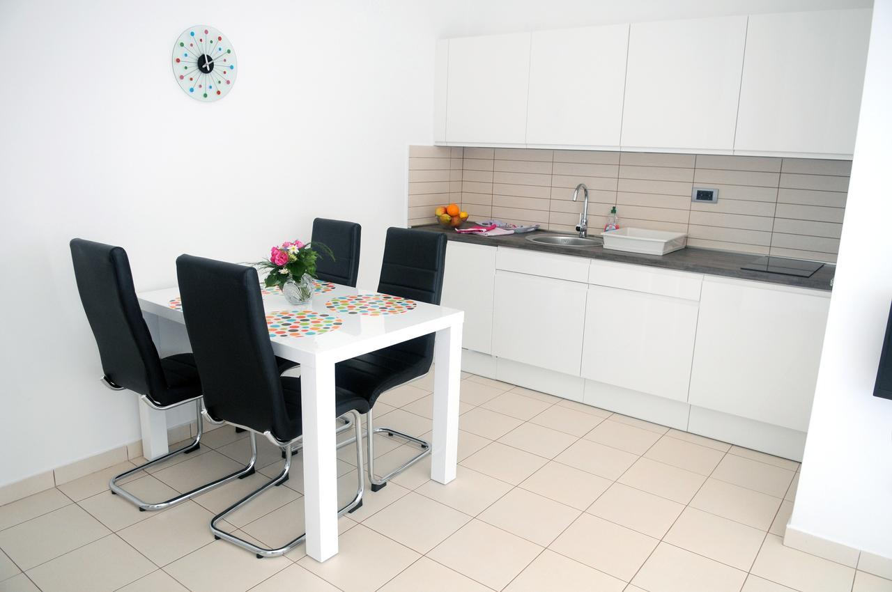 Principium Apartments Кленовица Екстериор снимка