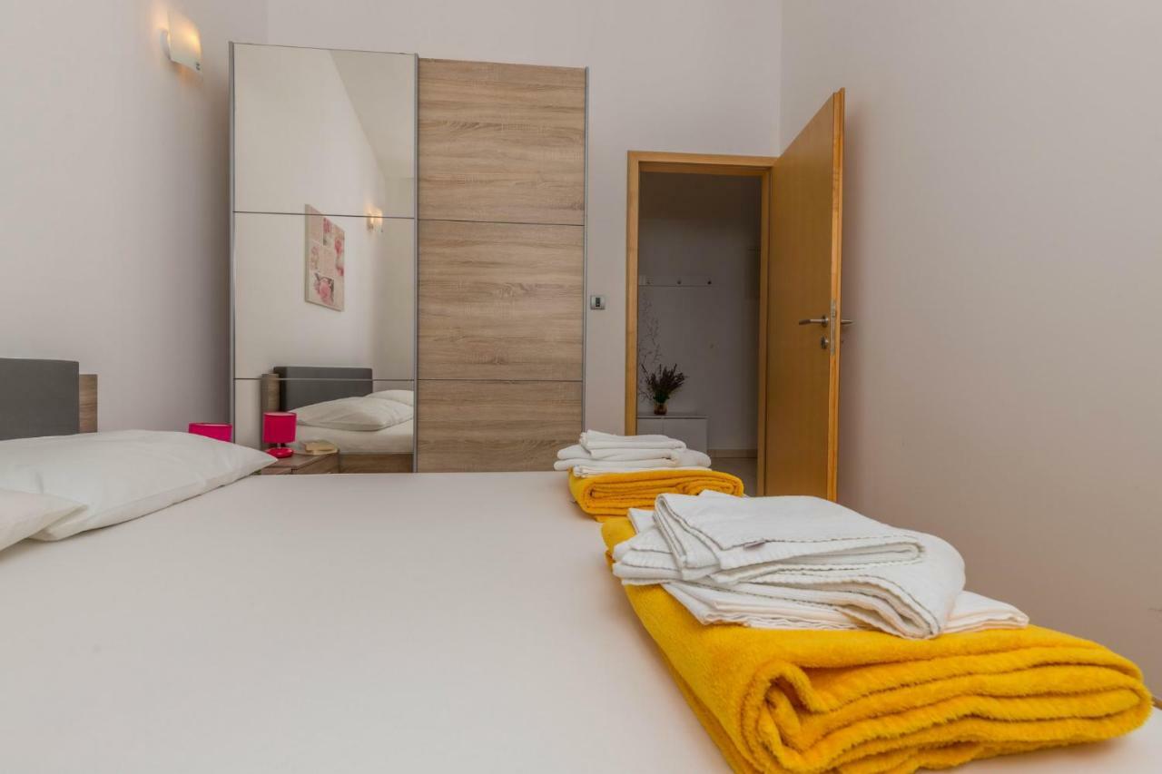 Principium Apartments Кленовица Екстериор снимка