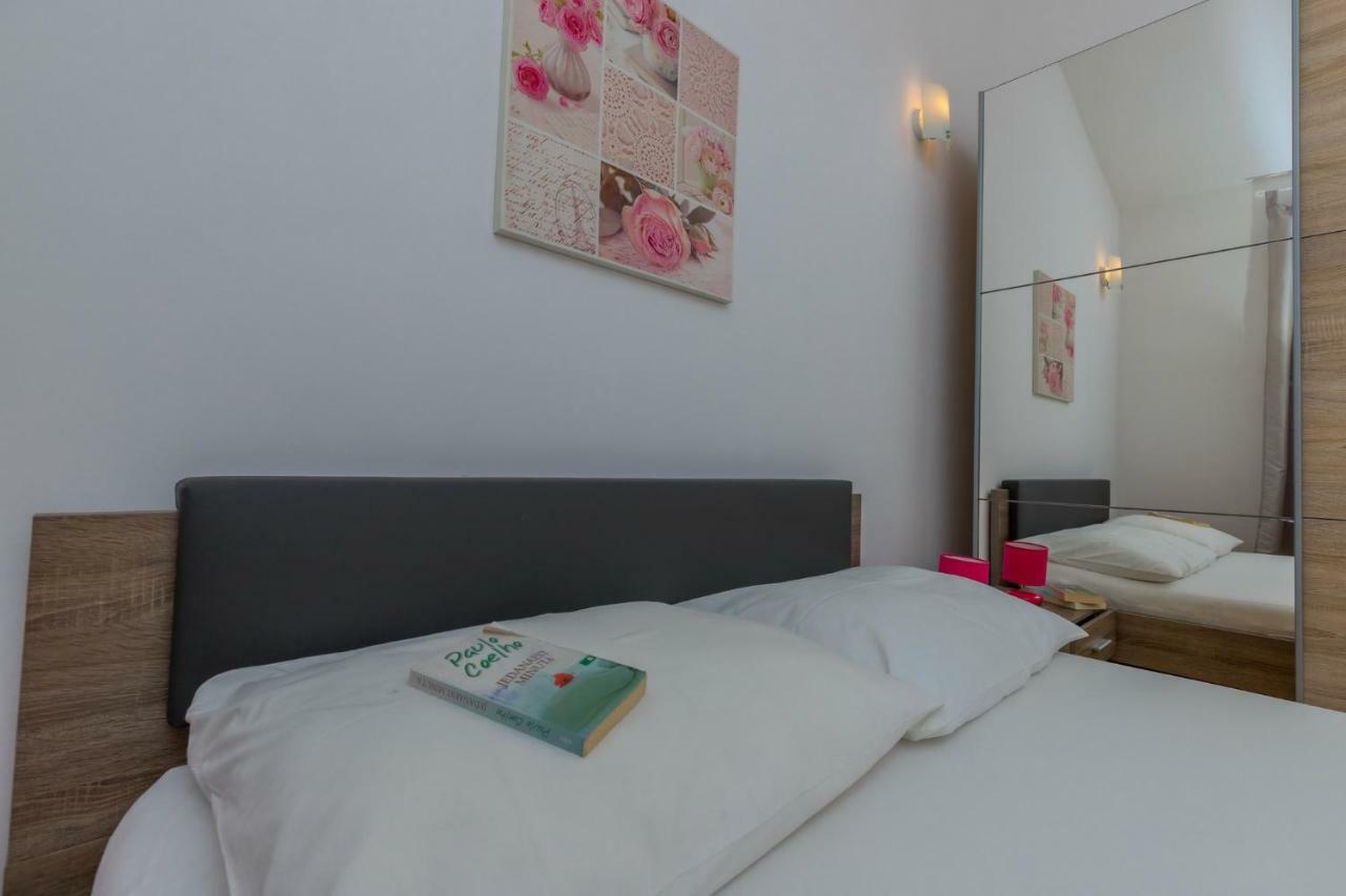 Principium Apartments Кленовица Екстериор снимка